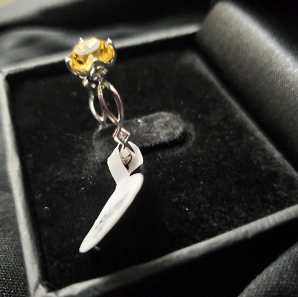 ring - Picture 2 of 3